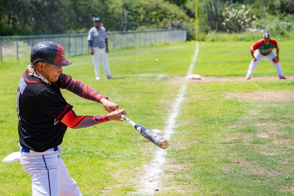 Finaliza con éxito la Liga Municipal de Béisbol en Ciudad Fernández