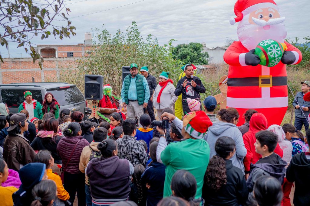 ¡Así se vivió la Caravana Navideña en El Refugio, Ciudad Fernández!