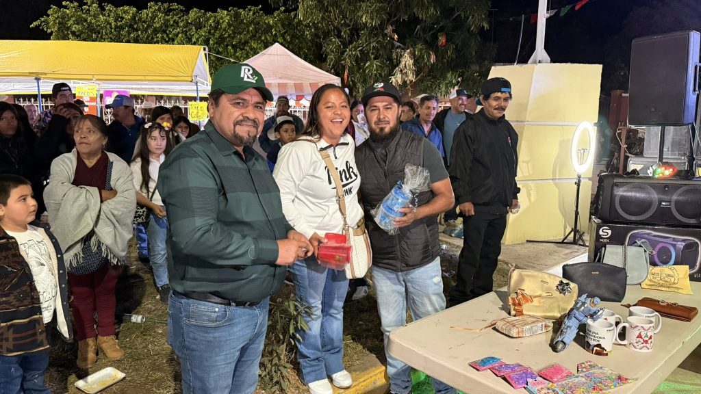 El presidente municipal Rodolfo Loredo presente en las fiestas patronales
